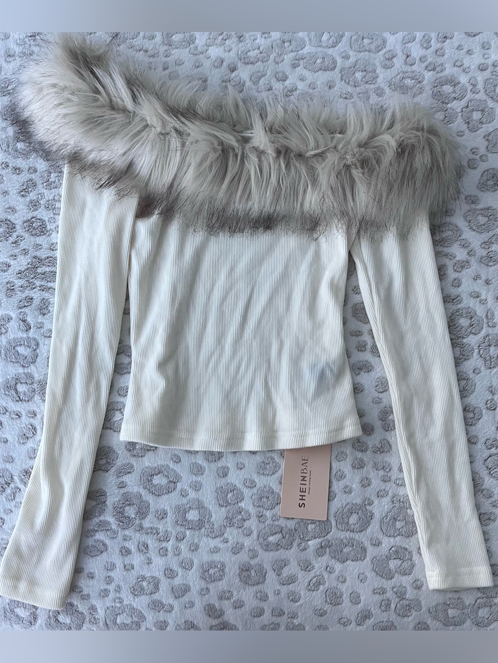 SHEIN Cream Off-Shoulder Ribbed Top with Faux-Fur Trim